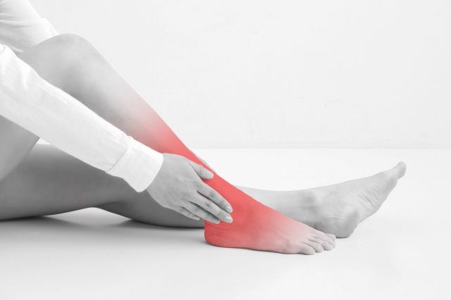 くるぶしの痛み